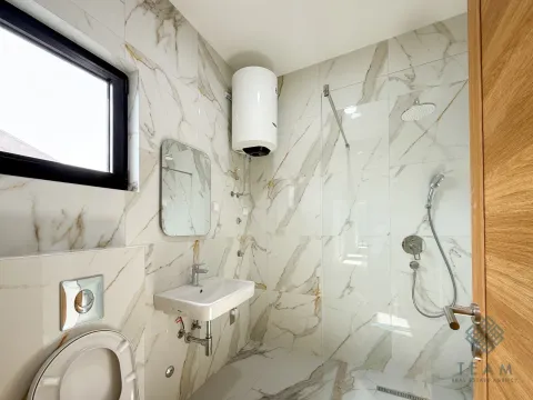 Sale, studio apartment, 33m², Momišići, Podgorica - image 5