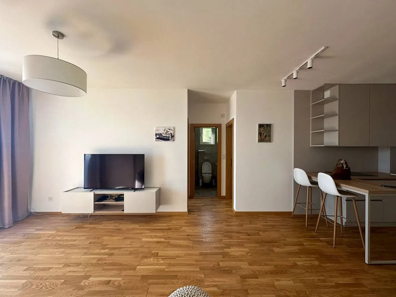 Rent, two bedroom apartment, 62m², Bečići, Budva