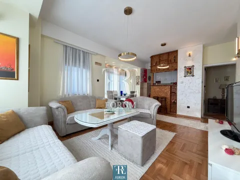 Rent, two bedroom apartment, 76m², Centar, Podgorica - image 2