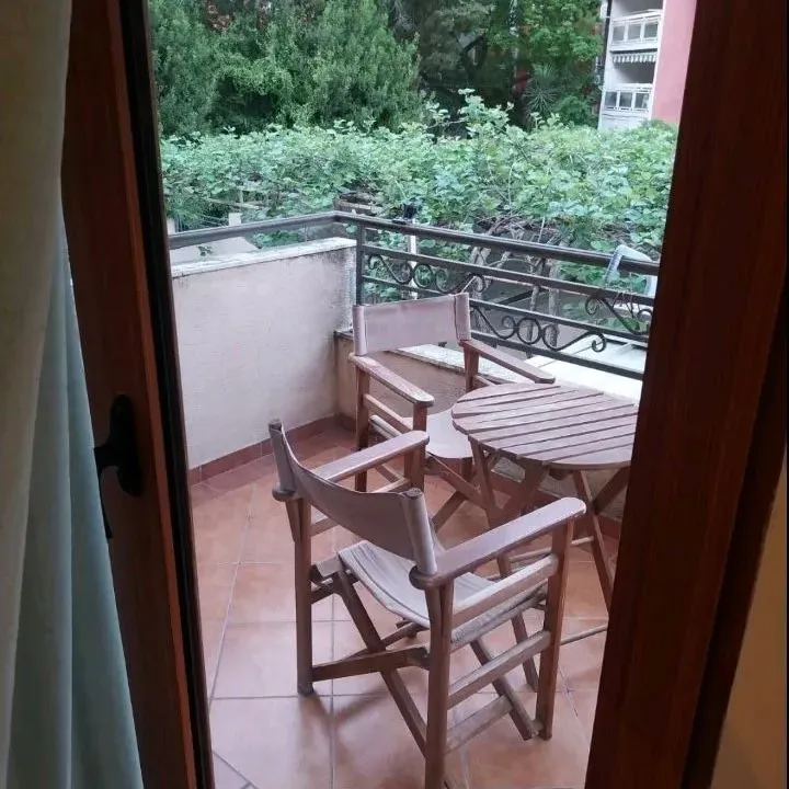 Rent, one bedroom apartment, 45m², Gospoština, Budva