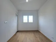 Prodaja, dvosoban stan, 71m², New City, Podgorica - image 4