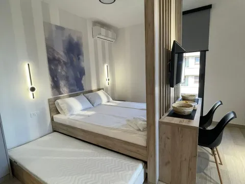 Rent, studio apartment, 30m², Budva, Crna Gora - image 2