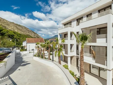 Sale, two bedroom apartment, 67m², Herceg Novi, Crna Gora - image 47