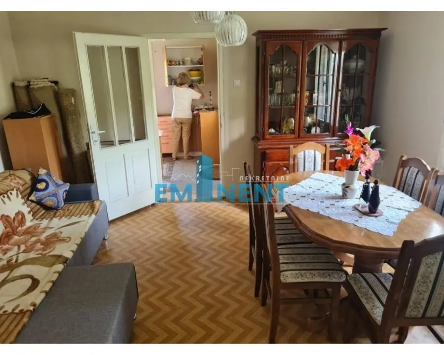 Prodaja, kuća, 150m², Slankamenački vinogradi, Inđija