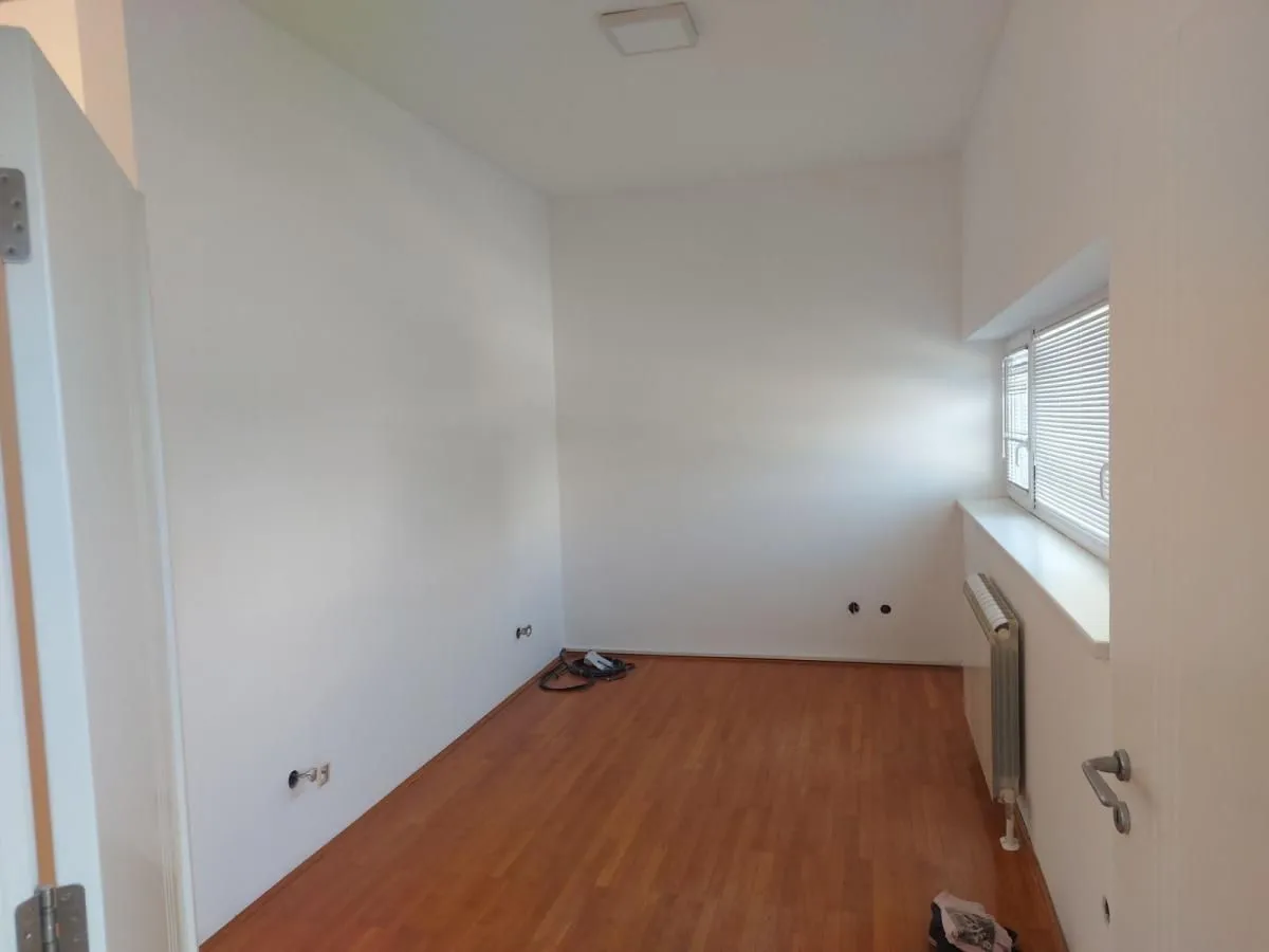 Izdavanje, kuća, 300m², Savski Venac, Beograd