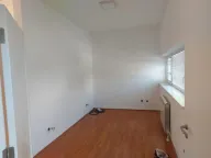 Rent, house, 300m², Savski Venac, Beograd - image 10