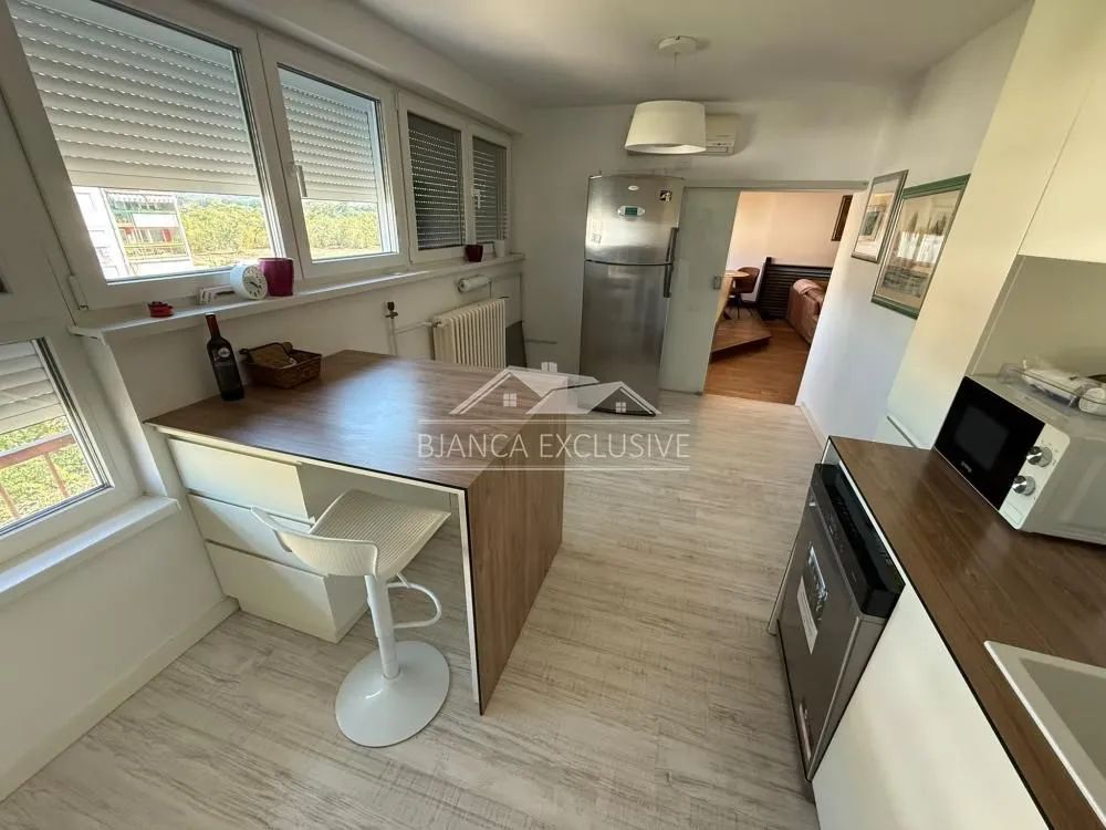 Prodaja, trosoban stan, 165m², Novi Beograd Sve Podlokacije, Beograd
