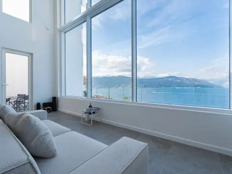 Rent, one bedroom apartment, 144m², Krašići, Tivat - image 24