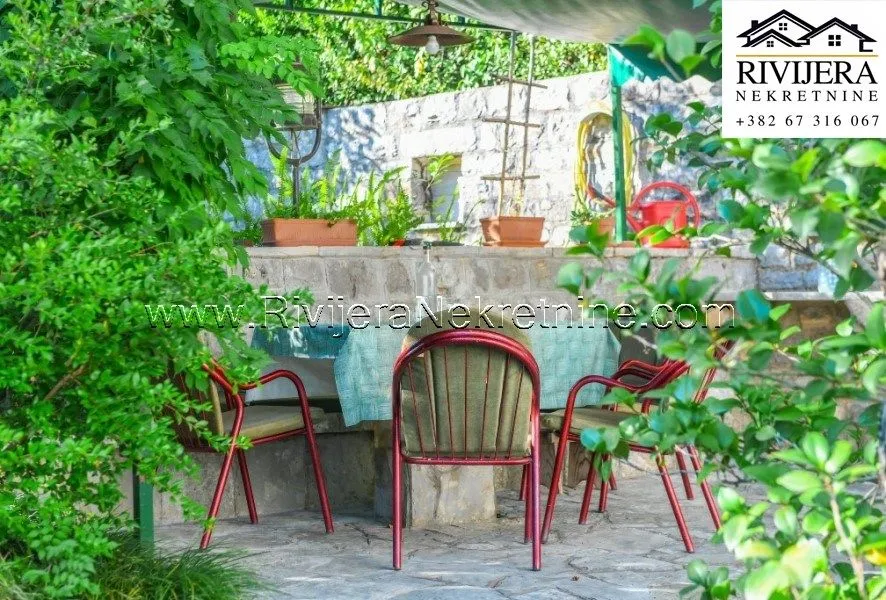 Prodaja, kuća, 279m², Bijela, Herceg Novi