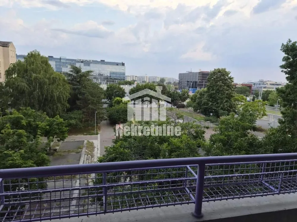 Prodaja, trosoban stan, 84m², Novi Beograd Sve Podlokacije, Beograd