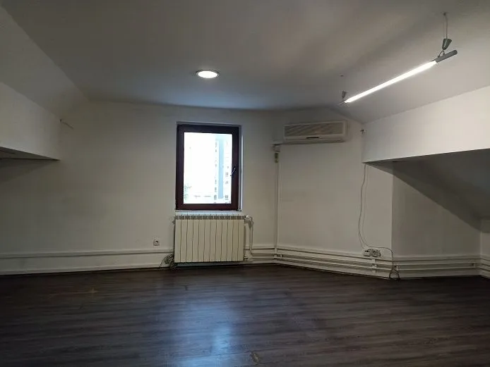 Rent, office space, 220m², Retenzija, Beograd