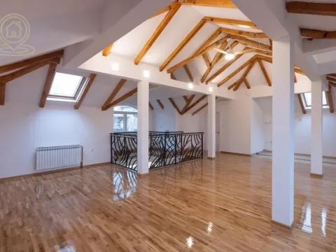 Rent, house, 417m², Jajinci, Voždovac Sve Podlokacije - image 26