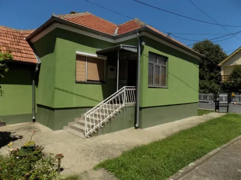 Prodaja, kuća, 170m², Ćuprija, Srbija - image 13