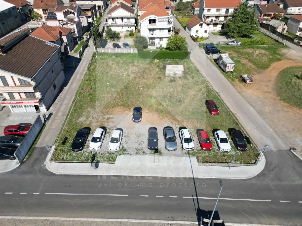 Izdavanje, plac, 1000m², Zelenika, Podgorica