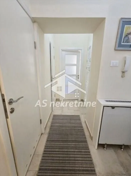 Rent, two bedroom apartment, 50m², Stari Grad, Beograd