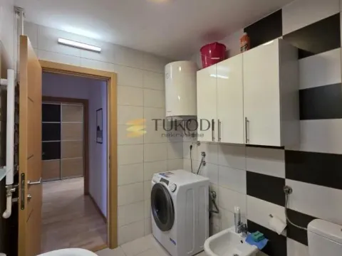 Izdavanje, trosoban stan, 85m², Stari Grad, Beograd - image 17