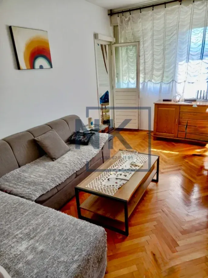 Izdavanje, jednosoban stan, 50m², Drpe Mandića, Podgorica