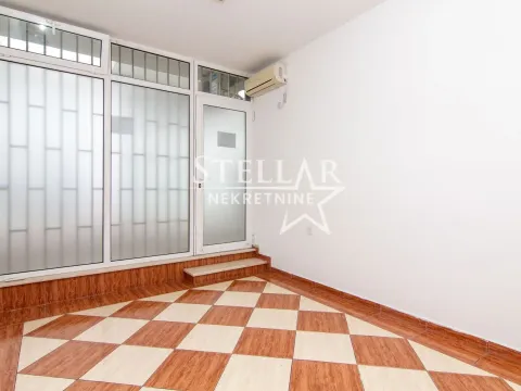 Rent, office space, 15m², Preko Morače, Podgorica - image 1
