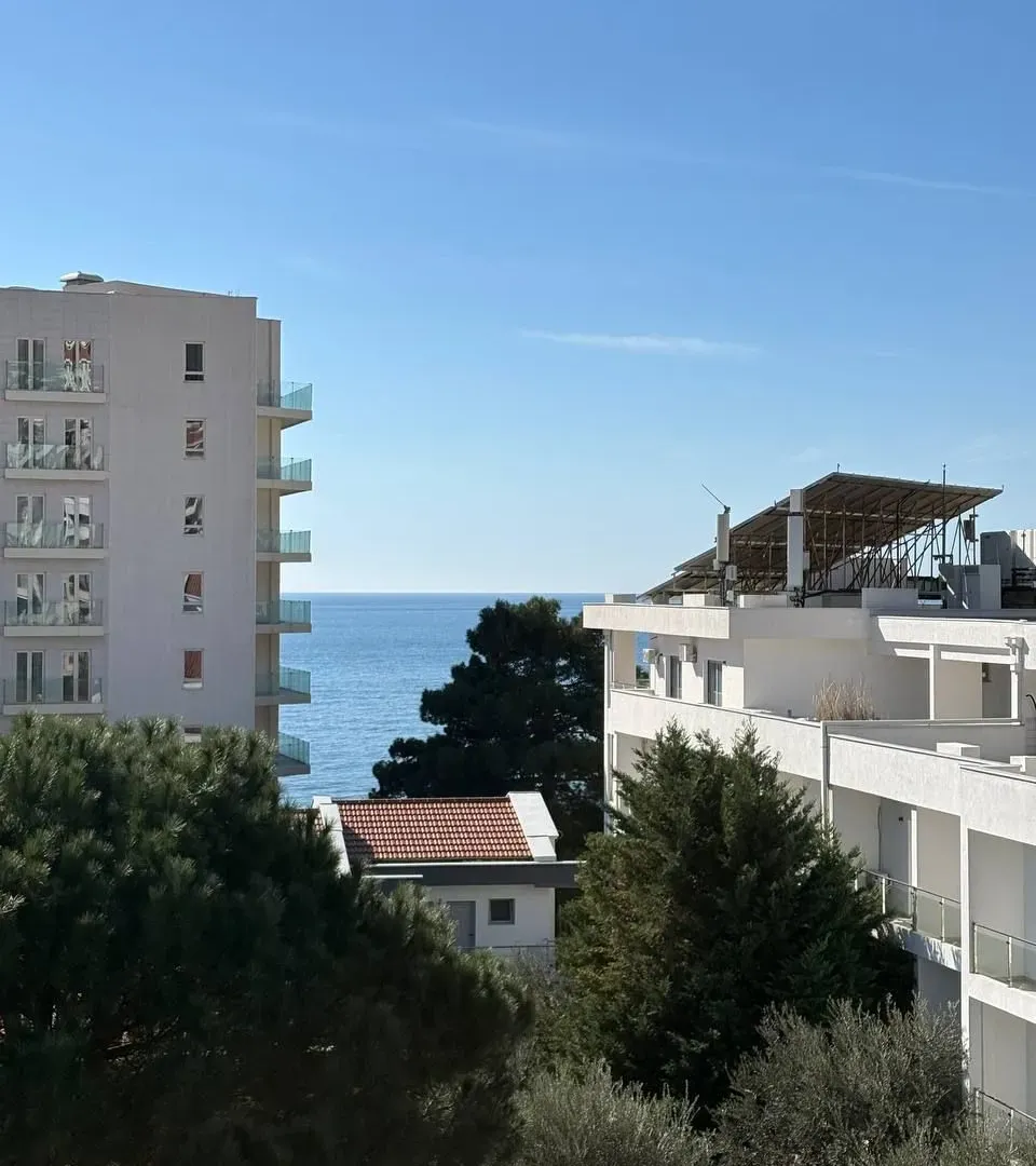 Sale, three bedroom apartment, 171m², Petrovac, Budva