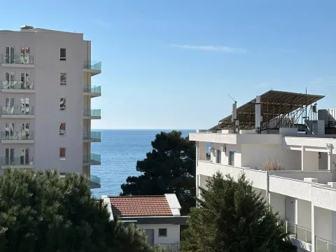 Prodaja, trosoban stan, 171m², Petrovac, Budva - image 5