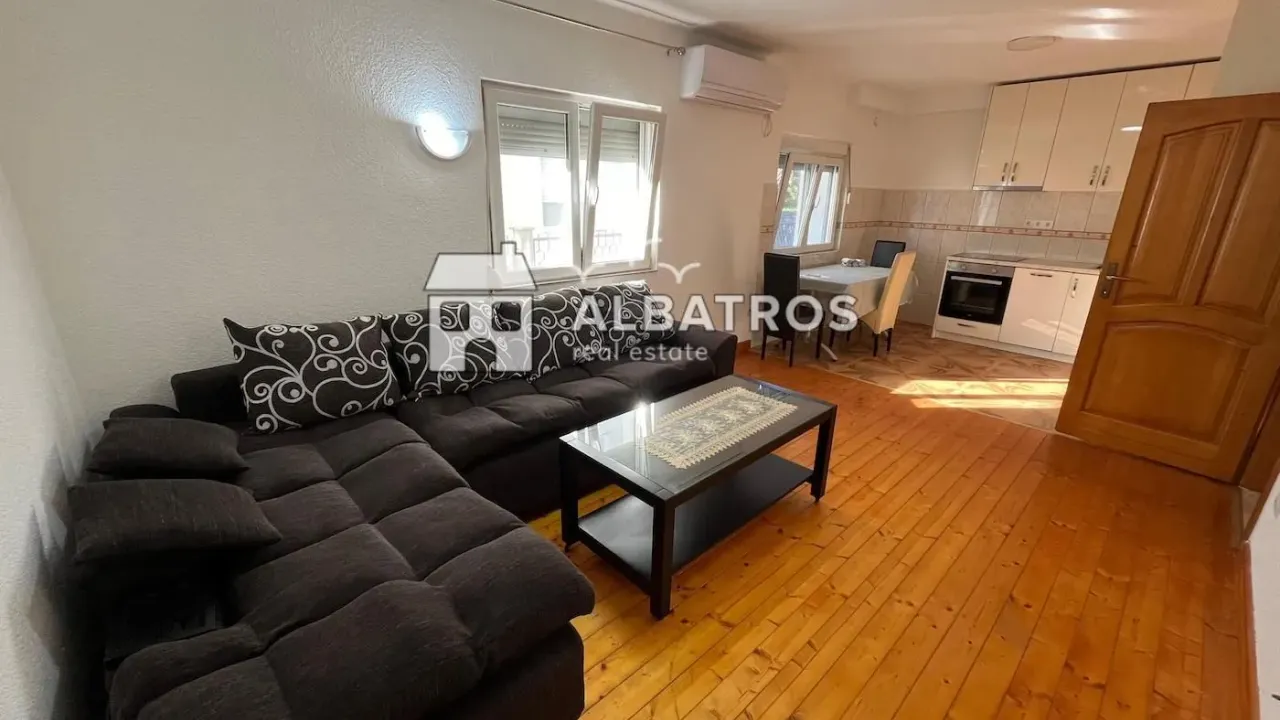 Rent, two bedroom apartment, 80m², Ilino, Bar