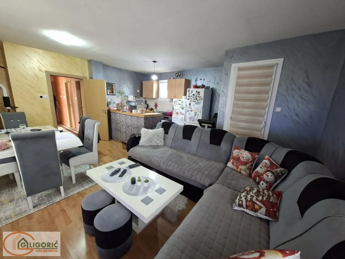 Sale, house, 74m², Pančevo, Srbija