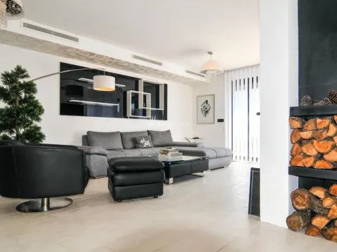 Sale, house, 390m², Mrčevac, Tivat - image 12