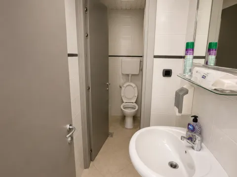 Sale, office space, 412m², Preko Morače, Podgorica - image 15
