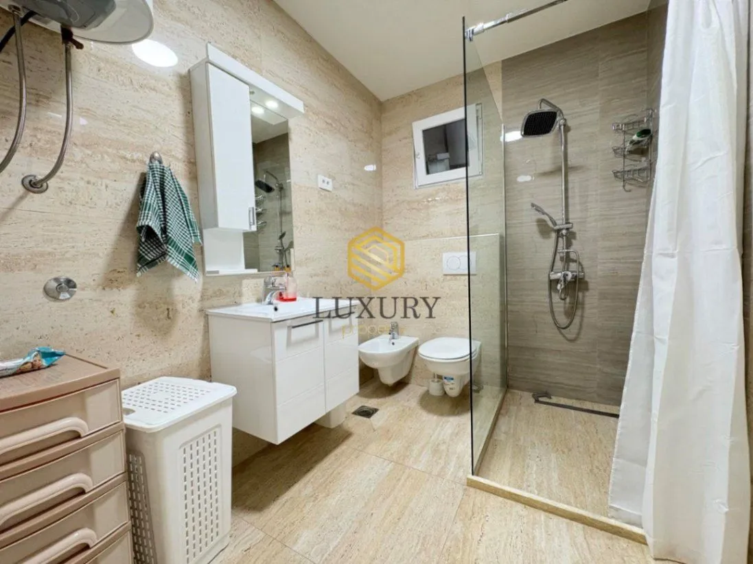 Rent, house, 170m², Zagorič, Podgorica