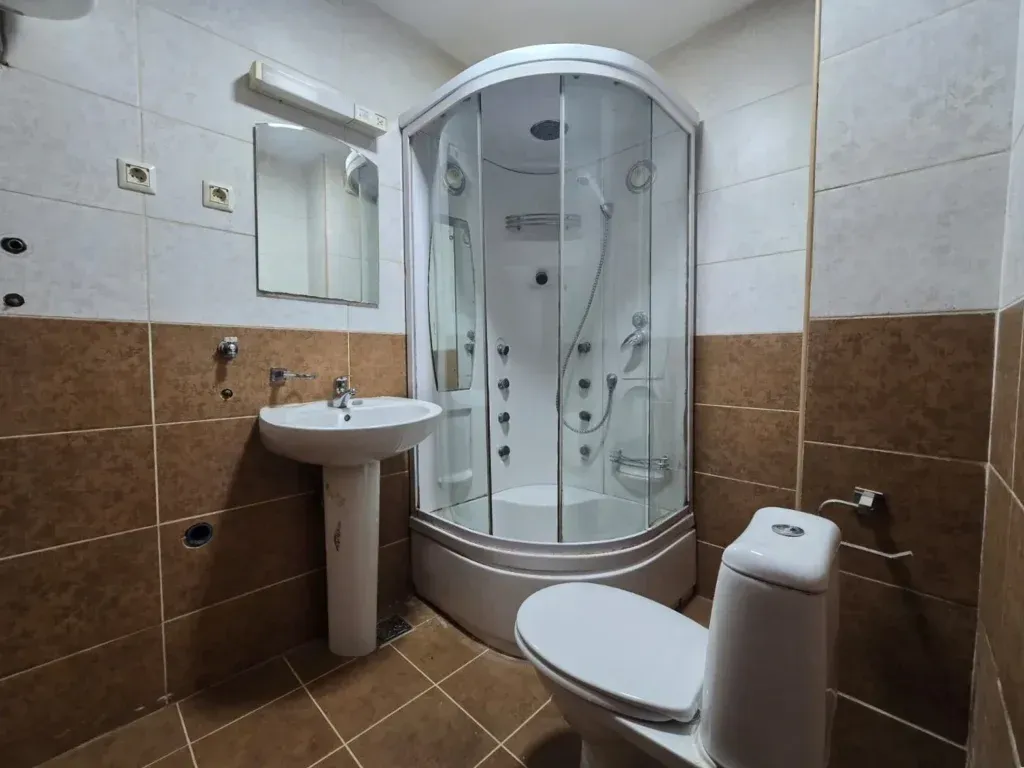 Prodaja, dvosoban stan, 73m², Dalmatinska ulica, Podgorica