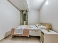 Izdavanje, dvosoban stan, 56m², Lazi, Budva - image 6