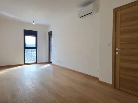 Rent, one bedroom apartment, 47m², City Kvart, Podgorica - image 6