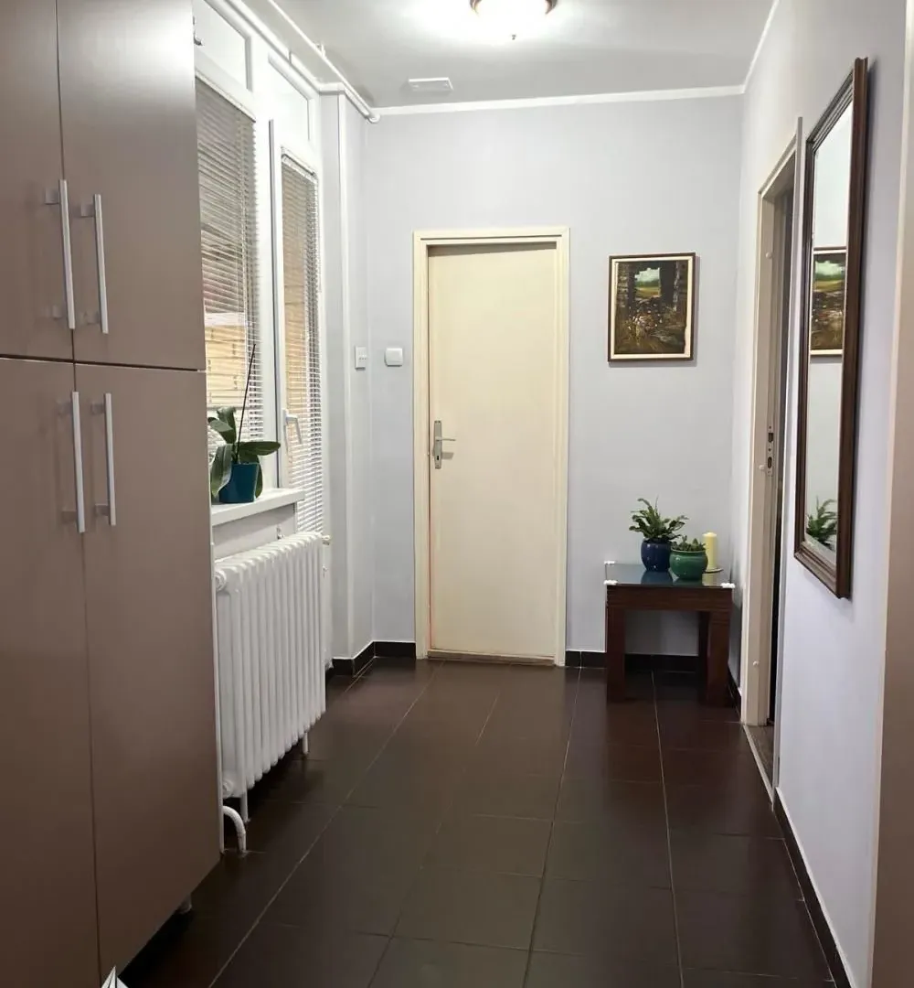 Sale, two bedroom apartment, 71m², Novi Beograd Blok 37, Novi Beograd Sve Podlokacije