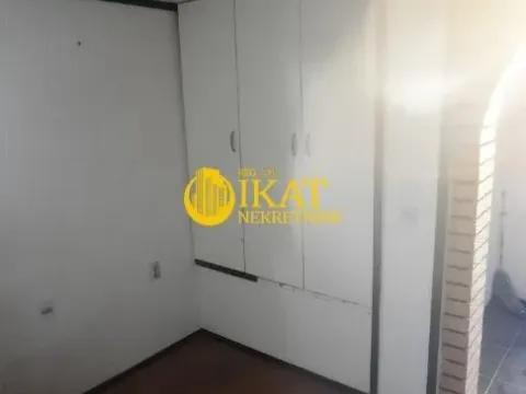 Prodaja, kuća, 36m², Titel, Novi Sad