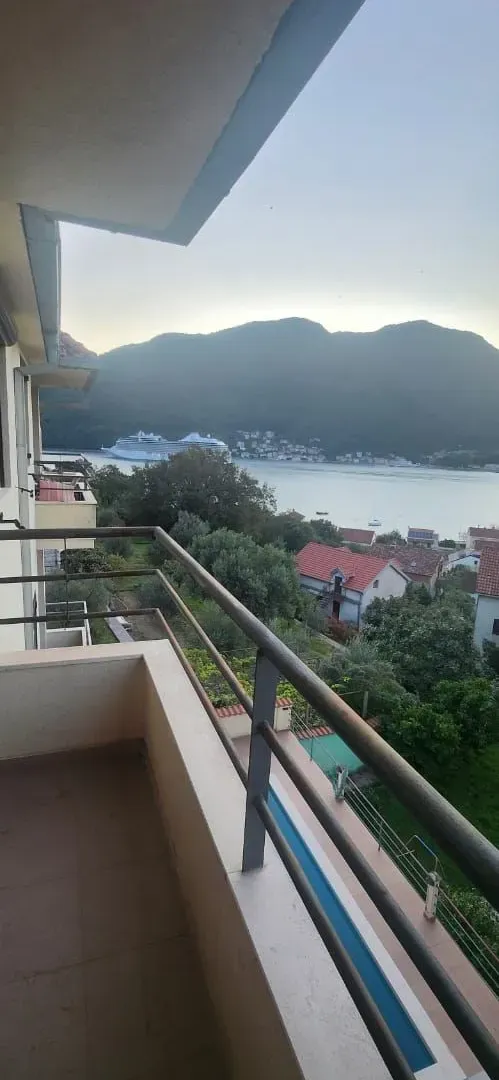 Sale, two bedroom apartment, 58m², Kamenari, Herceg Novi