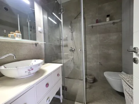 Rent, apartment, 40m², Vezirov Most, Podgorica - image 12