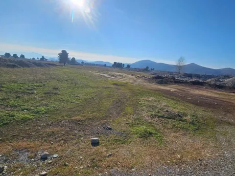 Prodaja, plac, 1090m², Donja Gorica, Podgorica - image 2