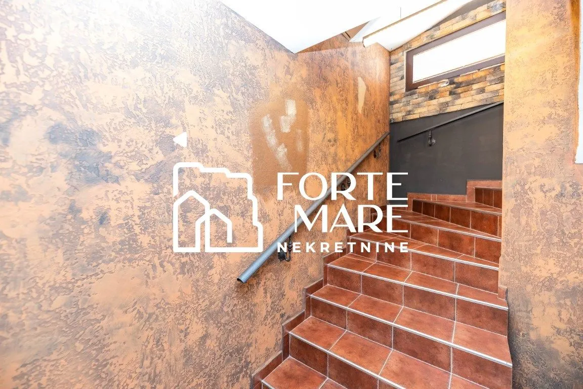 Prodaja, kuća, 226m², Bijela, Herceg Novi