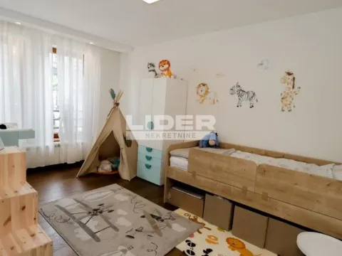 Prodaja, četvorosoban stan, 115m², Južni Bulevar, Vračar Sve Podlokacije - image 10