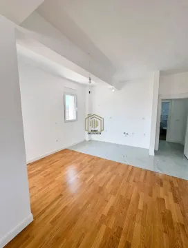 Sale, two bedroom apartment, 74m², Centar, Bar - image 1