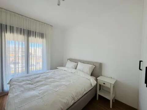 Rent, one bedroom apartment, 47m², City Kvart, Podgorica - image 11