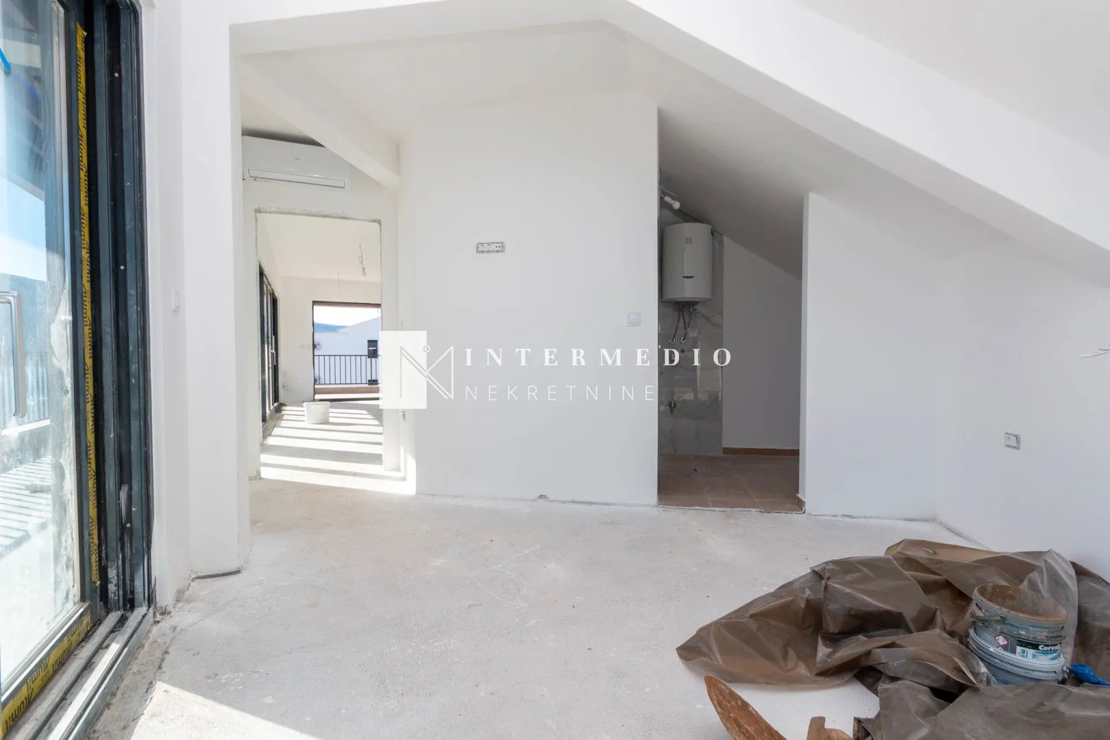 Prodaja, trosoban stan, 142m², Bijela, Herceg Novi