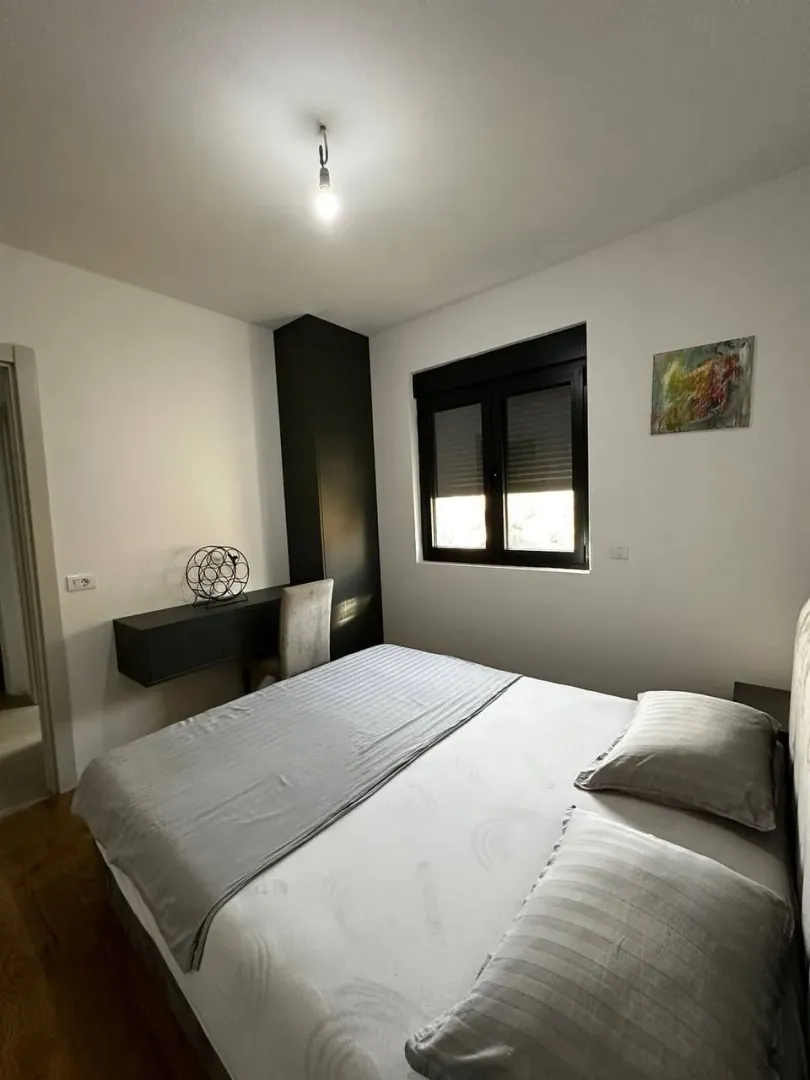 Rent, one bedroom apartment, 46m², Bečići, Budva