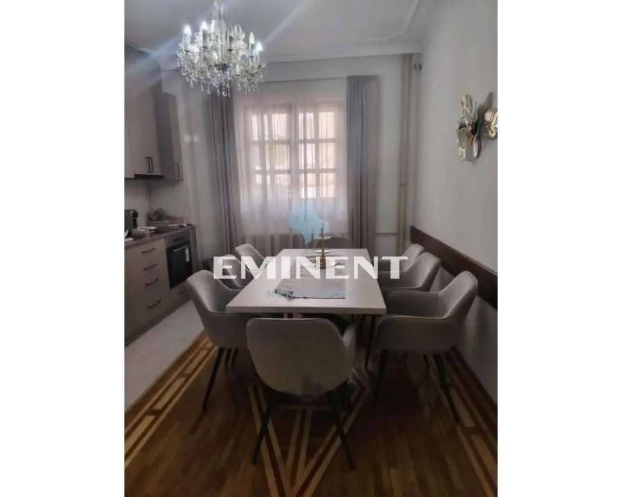 Rent, four bedroom apartment, 120m², Severni Bulevar, Zvezdara Sve Podlokacije
