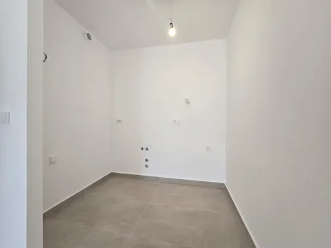 Rent, one bedroom apartment, 47m², City Kvart, Podgorica - image 7