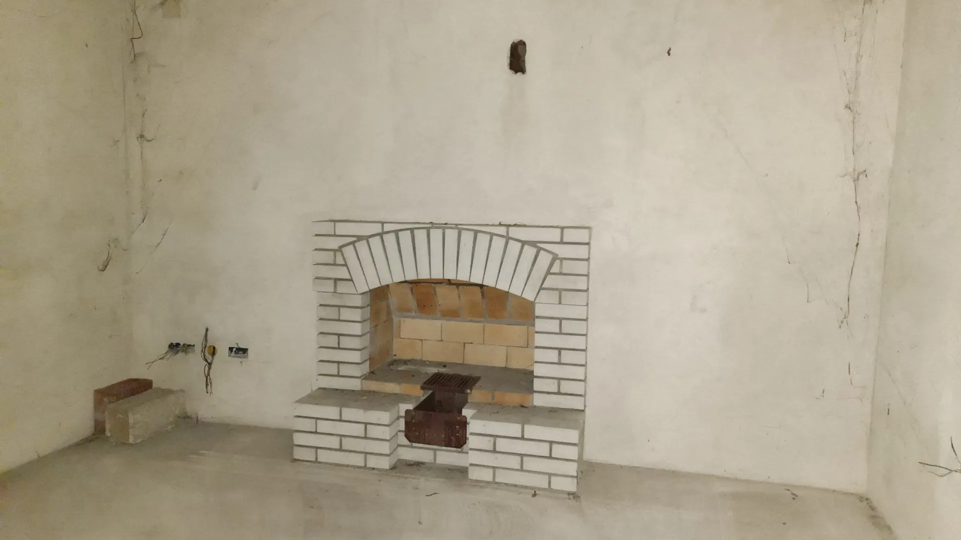 Prodaja, kuća, 381m², Momišići, Podgorica