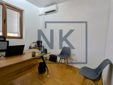 Prodaja, trosoban stan, 138m², Preko Morače, Podgorica - image 8