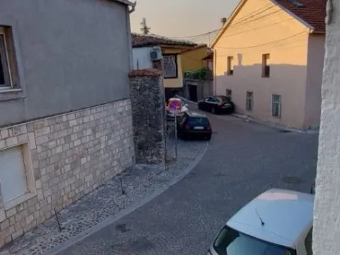 Prodaja, kuća, 82m², Stara Varoš, Podgorica