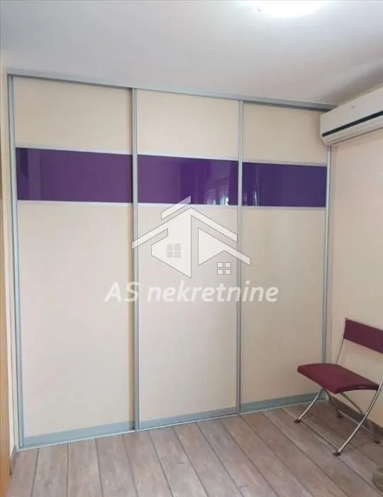 Rent, four bedroom apartment, 115m², Hala Pionir, Palilula Sve Podlokacije