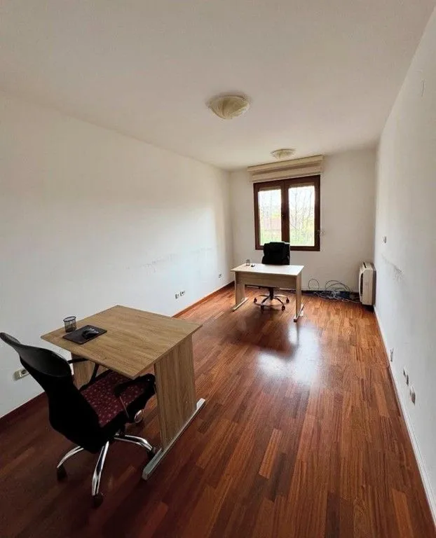 Prodaja, dvosoban stan, 105m², Preko Morače, Podgorica